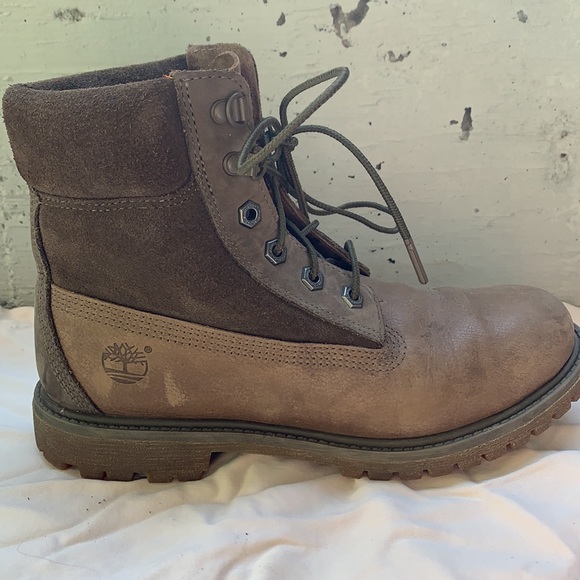 TIMBERLAND Women’s 8.5 brown boot - Picture 7 of 7